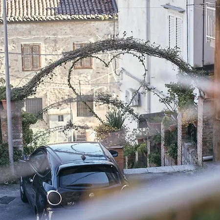 Il Cortile House アパート *