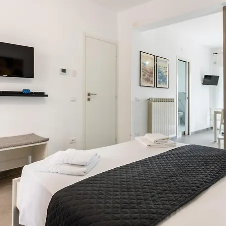 Il Cortile House